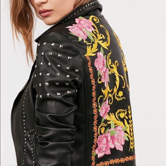 Silence & Noise Irinia Embroidered Jacket - Picture 7 of 8